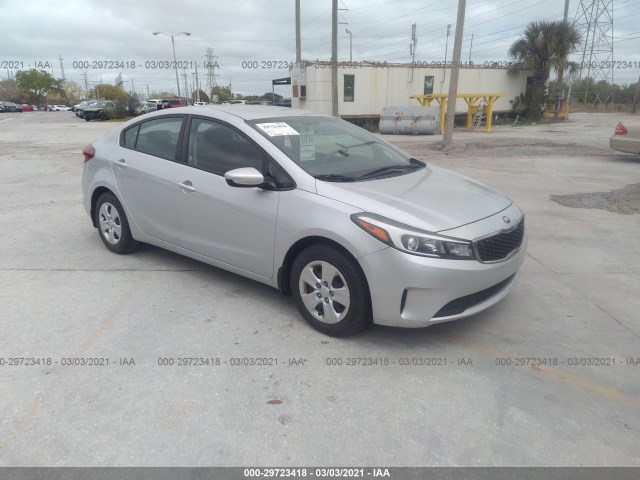 3KPFK4A73HE042253  kia forte 2017 IMG 0