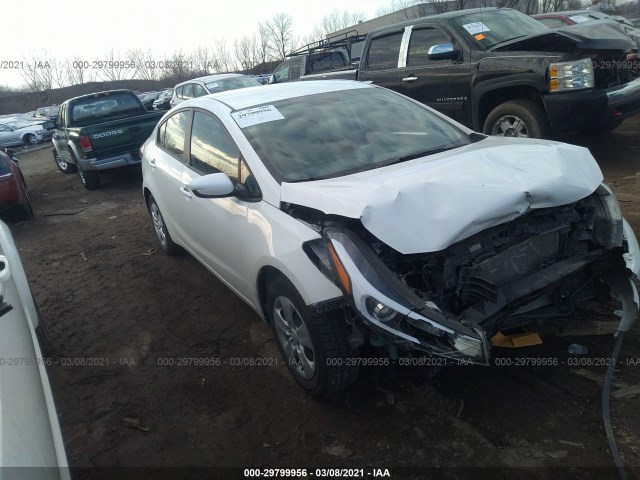 3KPFK4A73HE110101  kia forte 2017 IMG 0