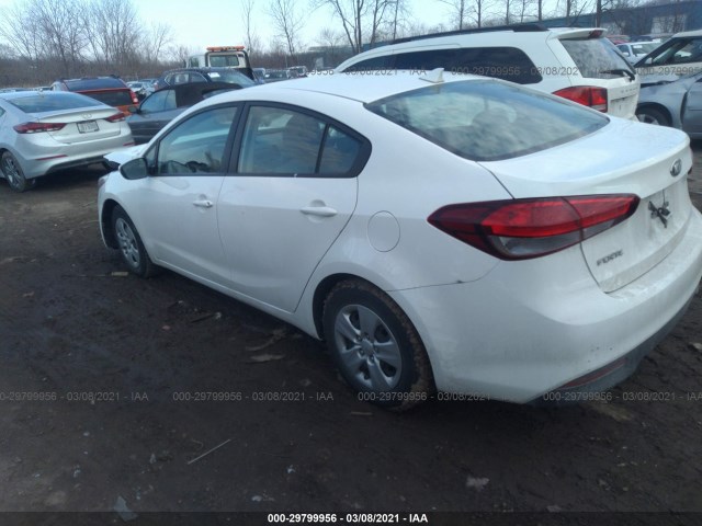 3KPFK4A73HE110101  kia forte 2017 IMG 2