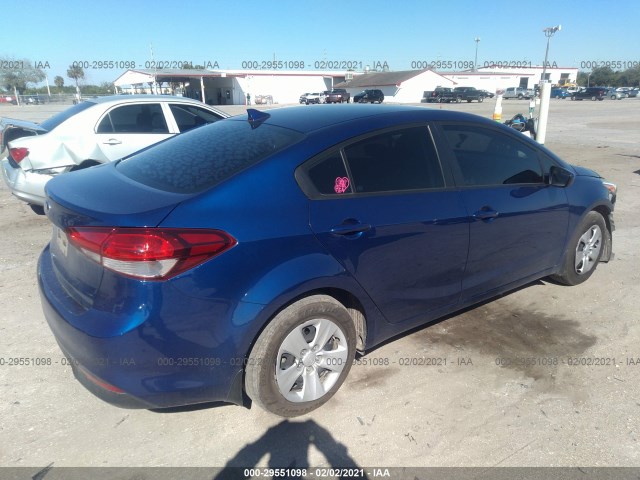 3KPFK4A73JE196676  kia forte 2018 IMG 3