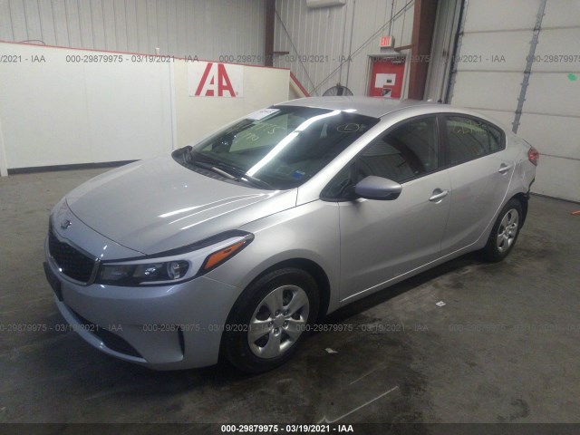 3KPFK4A74HE159565  kia forte 2017 IMG 1