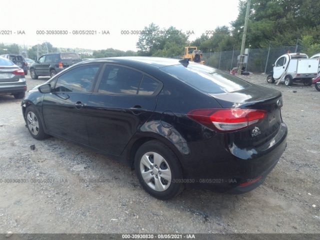 3KPFK4A75HE134545  kia forte 2017 IMG 2