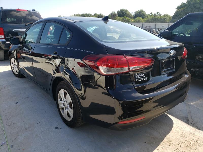 3KPFK4A76JE210070  kia  2018 IMG 2