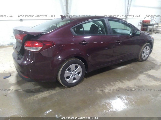 3KPFK4A78HE066631  kia forte 2017 IMG 3