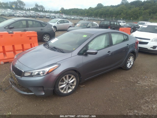 3KPFL4A73HE156296  kia forte 2017 IMG 1