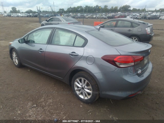 3KPFL4A73HE156296  kia forte 2017 IMG 2