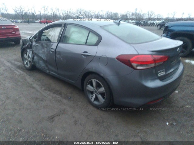 3KPFL4A76JE185667  kia forte 2018 IMG 2