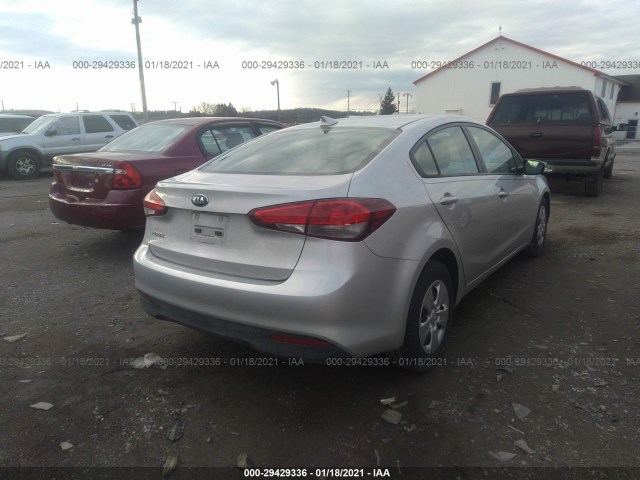 3KPFL4A79JE190538  kia forte 2018 IMG 3