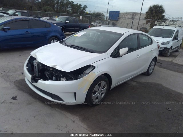 3KPFL4A79JE212599  kia forte 2018 IMG 1