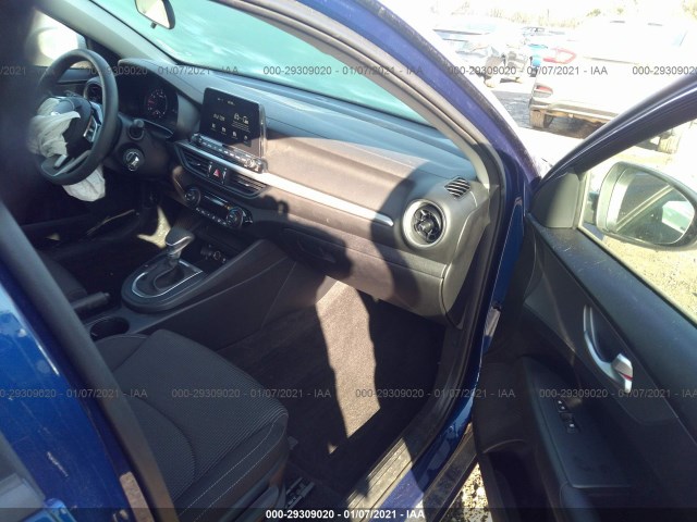 3KPF24AD1KE067780  kia forte 2019 IMG 4