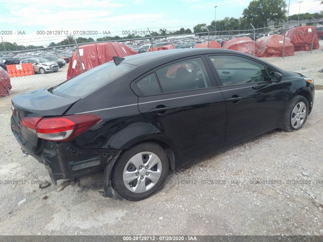 3KPFK4A74JE230396  kia forte 2018 IMG 3