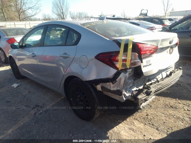 3KPFK4A76JE230318  kia forte 2018 IMG 2