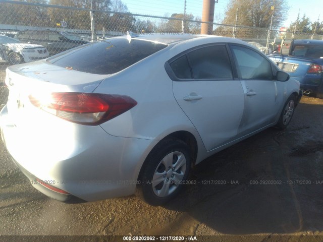 3KPFK4A76JE261746  kia forte 2018 IMG 3