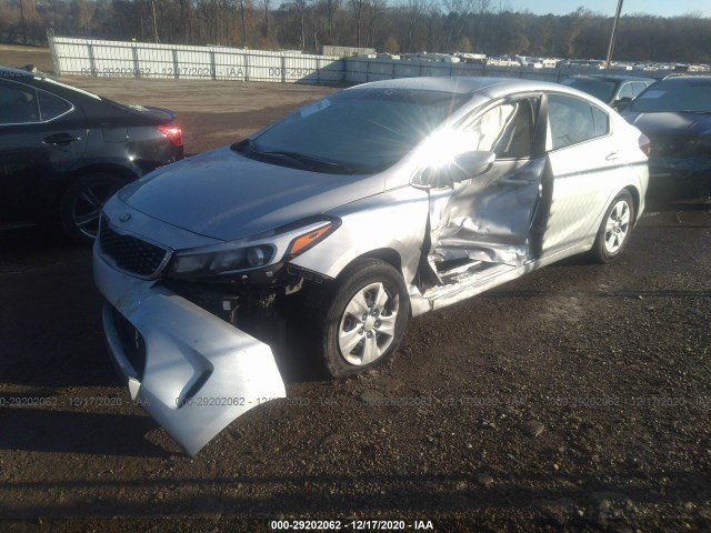 3KPFK4A76JE261746  kia forte 2018 IMG 5