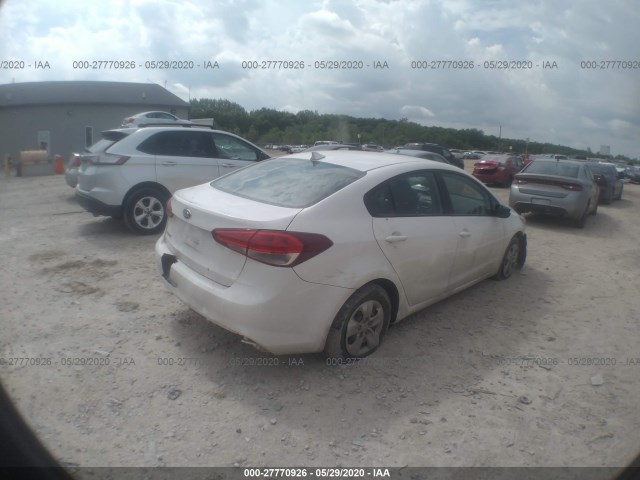 3KPFK4A7XJE231021  kia forte 2018 IMG 3