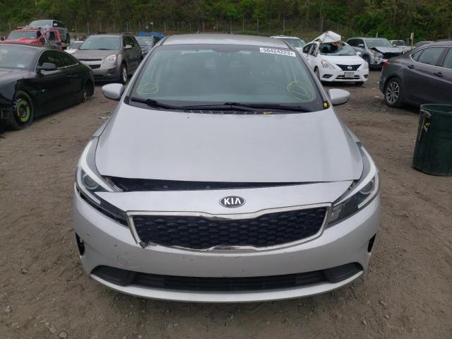 3KPFL4A71JE248223  kia  2018 IMG 4