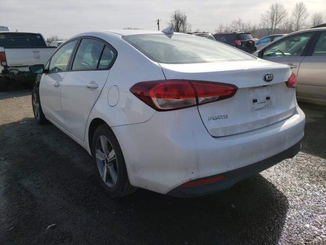 3KPFL4A72JE211391  kia  2018 IMG 2