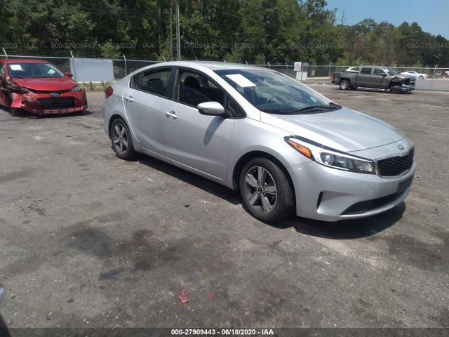 3KPFL4A77JE230597  kia forte 2018 IMG 0