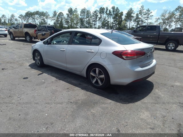 3KPFL4A77JE230597  kia forte 2018 IMG 2