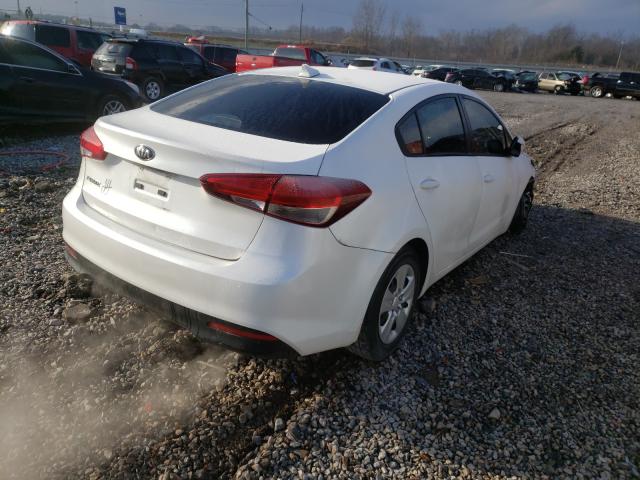 3KPFL4A78JE262426  kia  2018 IMG 3