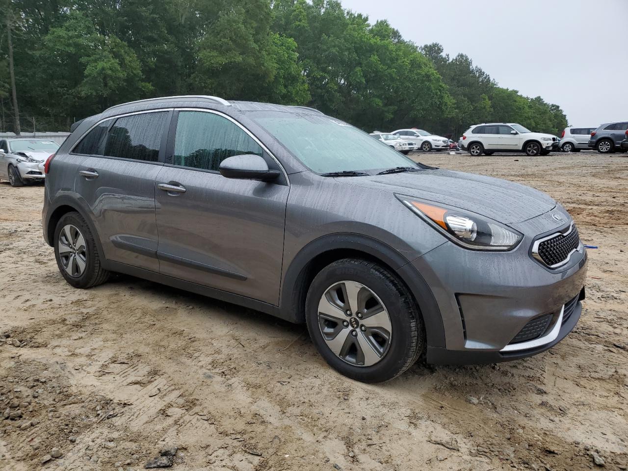 KNDCB3LC0J5117421  kia niro 2017 IMG 3