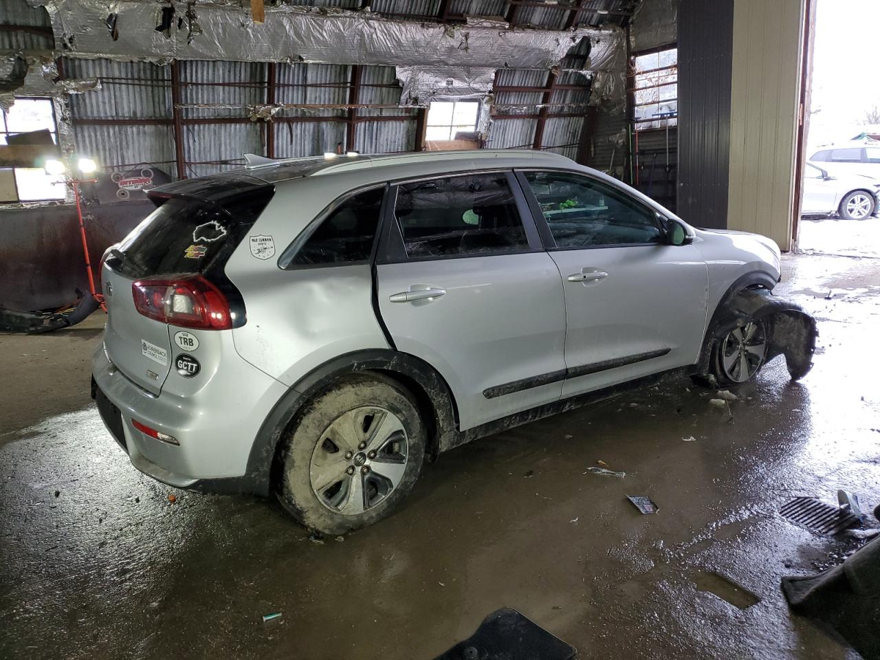 KNDCC3LC6H5066837  kia niro 2017 IMG 2