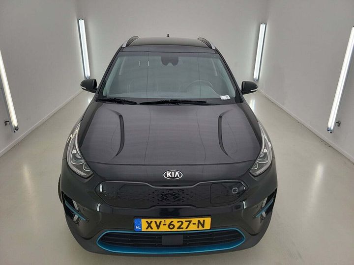 KNACC81GFK5005821  kia niro 2018 IMG 3