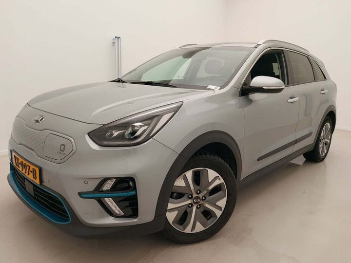 KNACC81GFK5006778  kia niro 2019 IMG 0