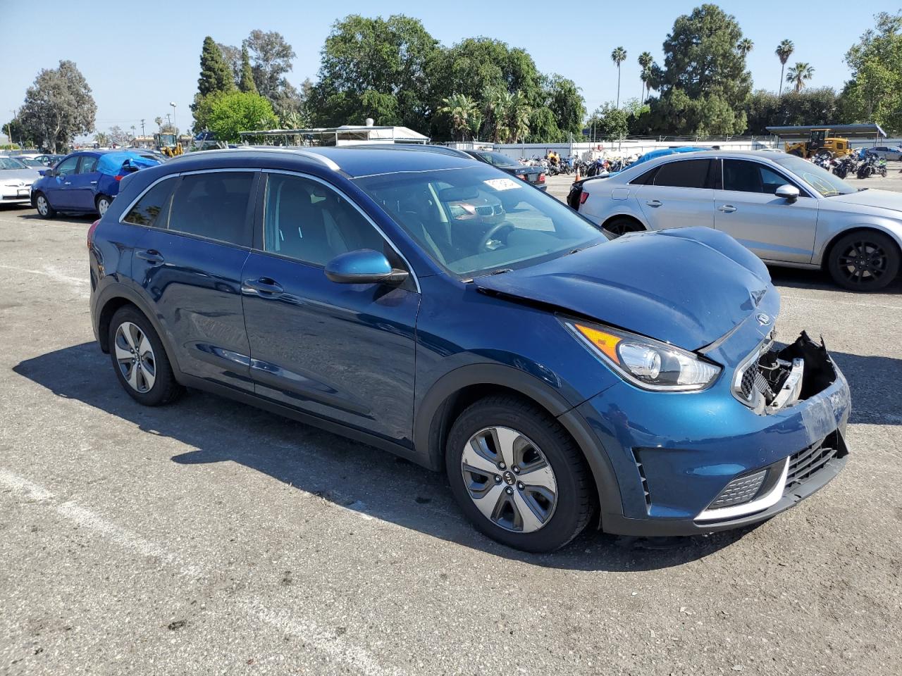 KNDCB3LC3J5161008  kia niro 2018 IMG 3