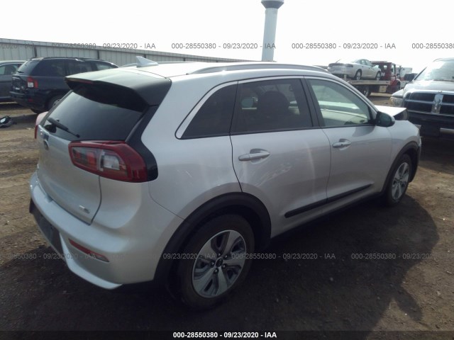 KNDCB3LC7J5156832  kia niro 2018 IMG 3