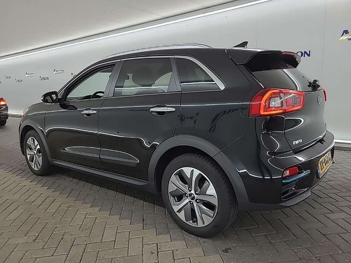 KNACC81GFK5006017  kia niro 2019 IMG 3