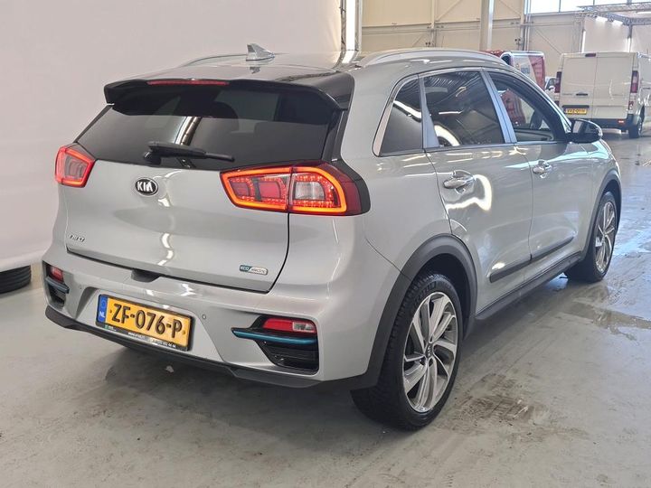 KNACC81GFK5009516  kia niro 2019 IMG 1