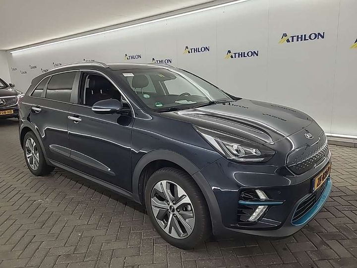 KNACC81GFK5010983  kia niro 2019 IMG 1