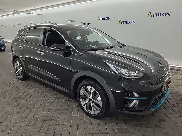 KNACC81GFK5021809  kia niro 2019 IMG 2