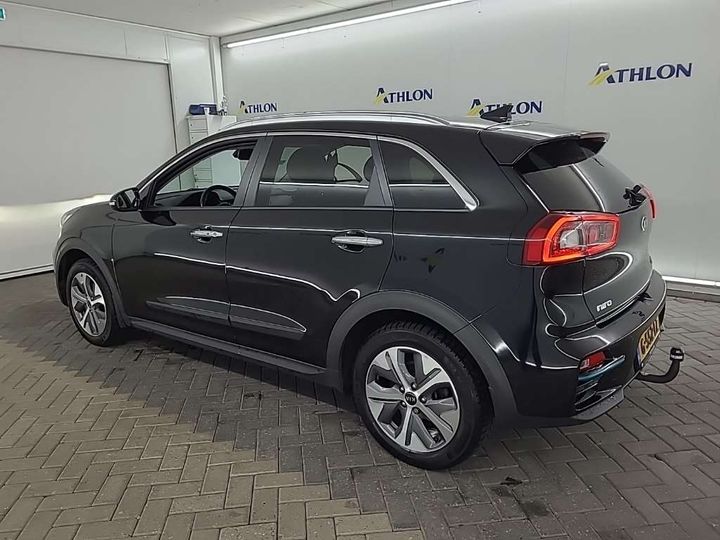 KNACC81GFK5021809  kia niro 2019 IMG 4