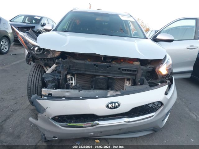 KNDCB3LC4L5451549  kia niro 2020 IMG 5