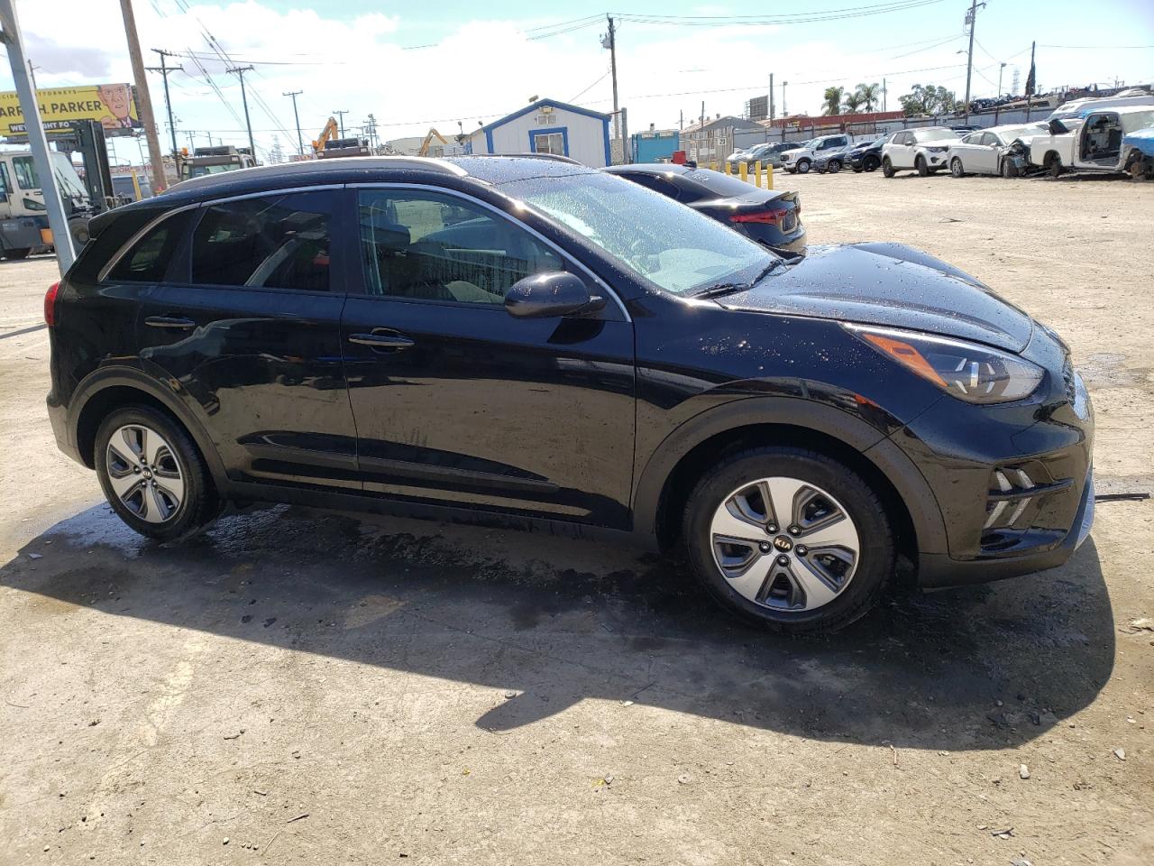 KNDCB3LC9M5470812  kia niro 2021 IMG 3