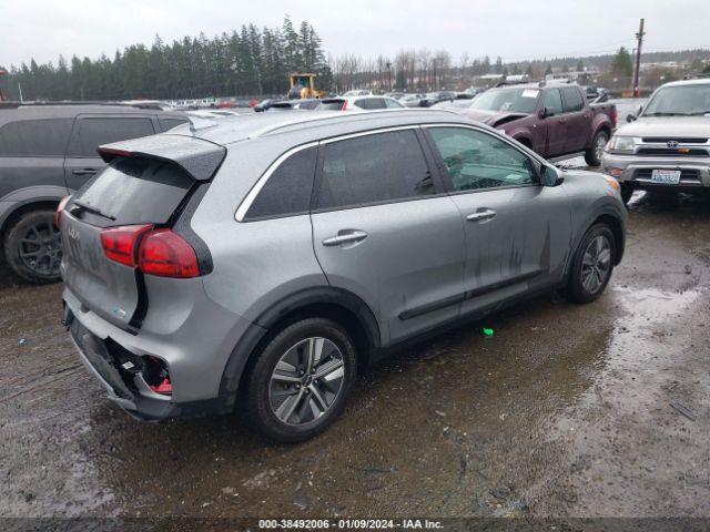 KNDCM3LD3N5543371  kia niro plug-in hybrid 2022 IMG 3