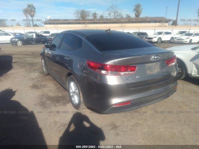 5XXGT4L36HG145072  kia optima 2017 IMG 2