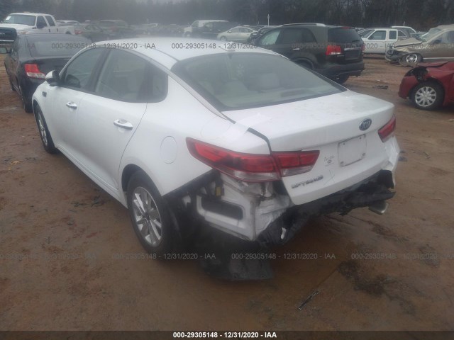 5XXGT4L31HG166427  kia optima 2017 IMG 2