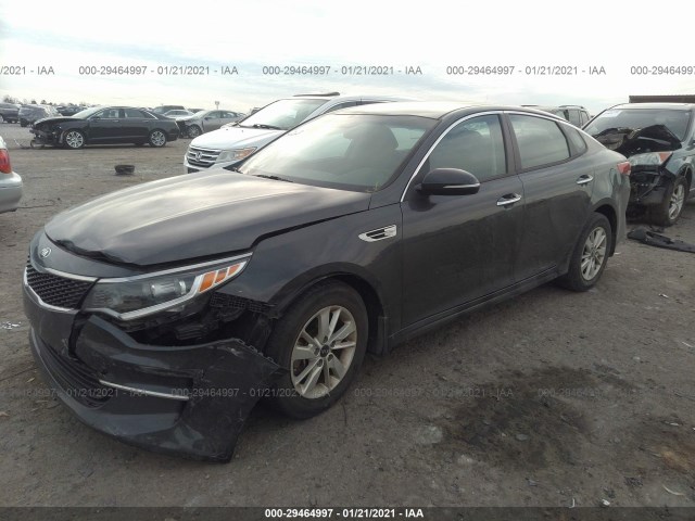 5XXGT4L34HG172092  kia optima 2017 IMG 1