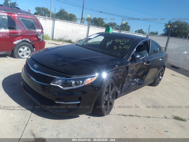 5XXGT4L36JG235439  kia optima 2018 IMG 1