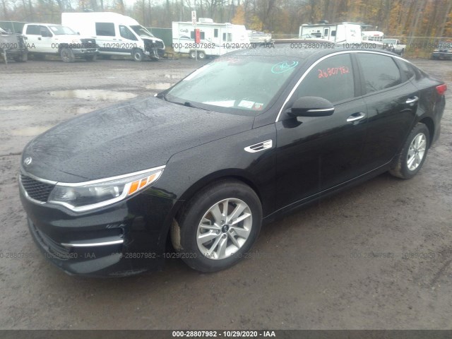 5XXGT4L37JG208847  kia optima 2018 IMG 1