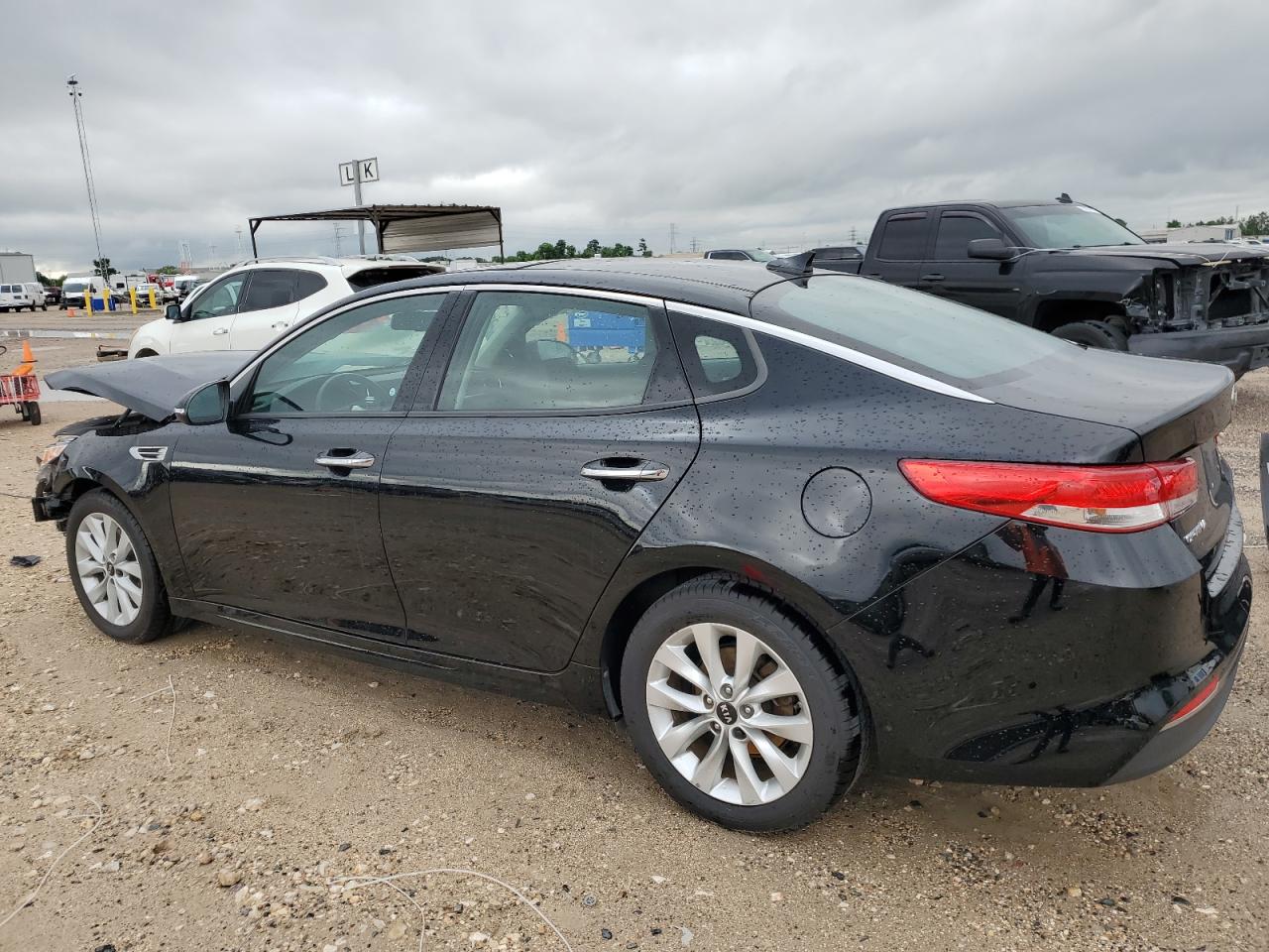 5XXGU4L31JG223745  kia optima 2018 IMG 1