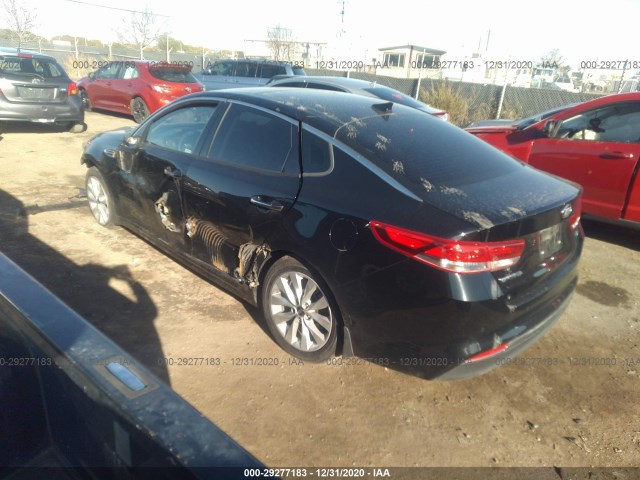 5XXGU4L32HG137662  kia optima 2017 IMG 2