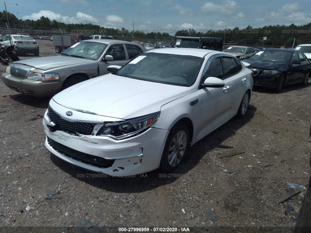 5XXGU4L35JG179975  kia optima 2018 IMG 1