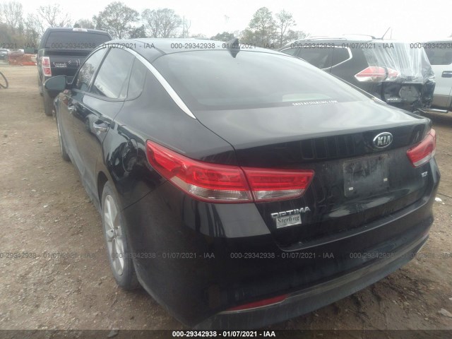 5XXGU4L36HG158739  kia optima 2017 IMG 2