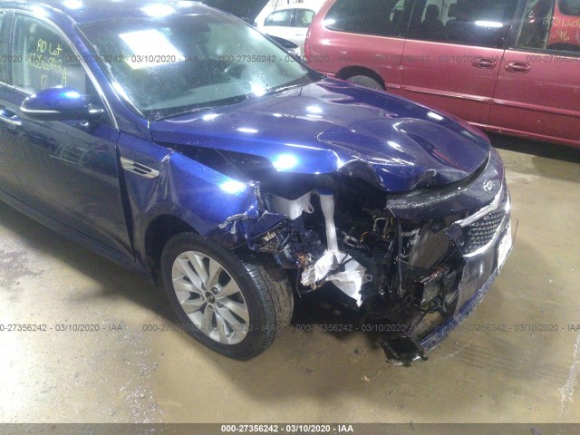 5XXGU4L36HG177792  kia optima 2017 IMG 5