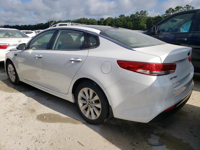 5XXGU4L38HG144695  kia  2017 IMG 2