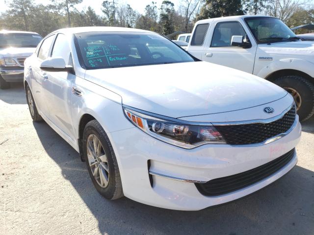 5XXGT4L30HG160568  kia optima lx 2017 IMG 0